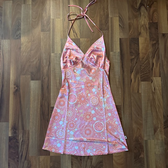 Araminta James Capri Mini Dress - Picture 9 of 12